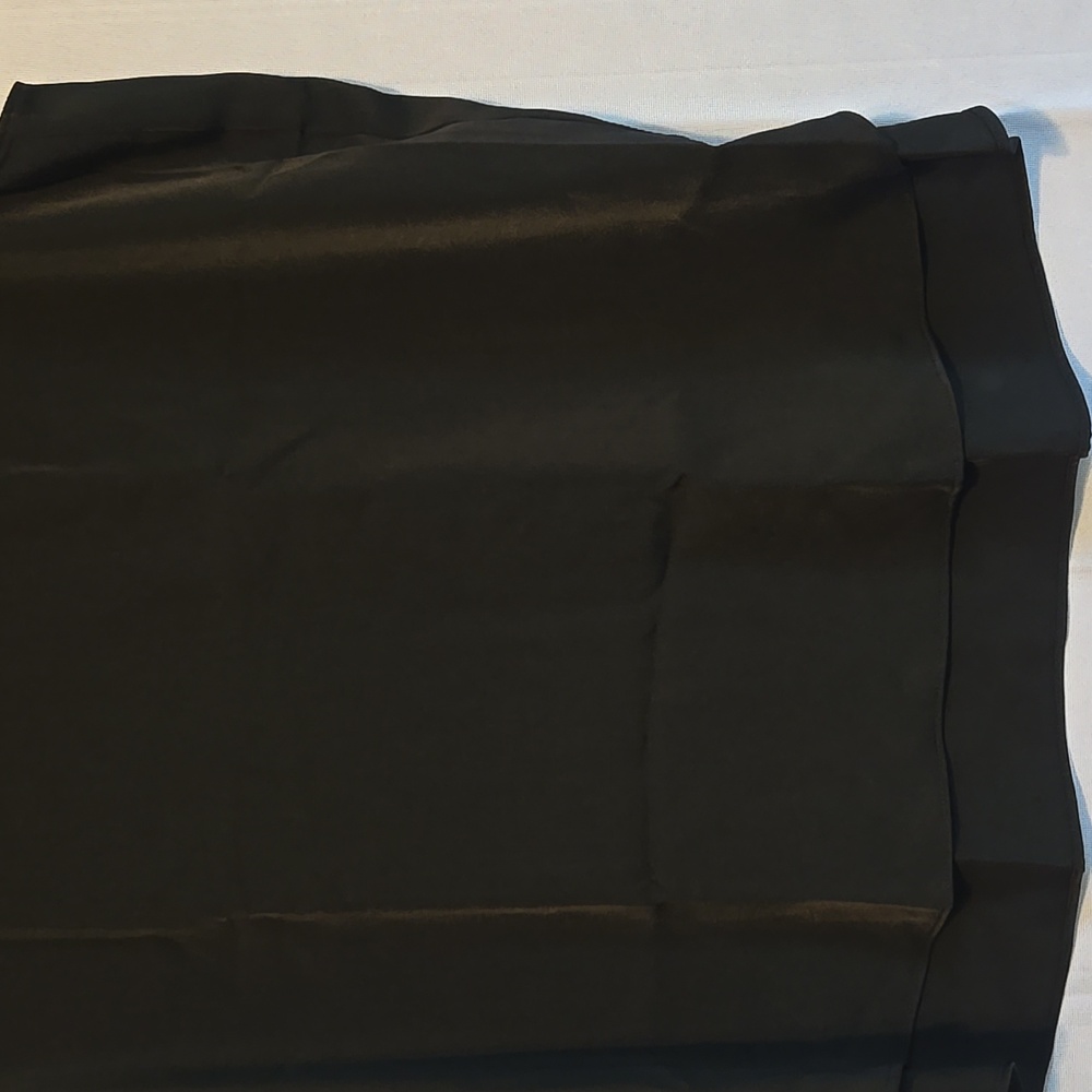 Banana Republic Elegant Black Sleeveless Shell Top Size XL - Picture 3 of 7